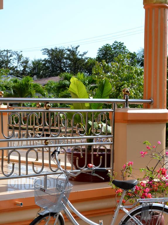 Kampot Manor Hotel Buitenkant foto