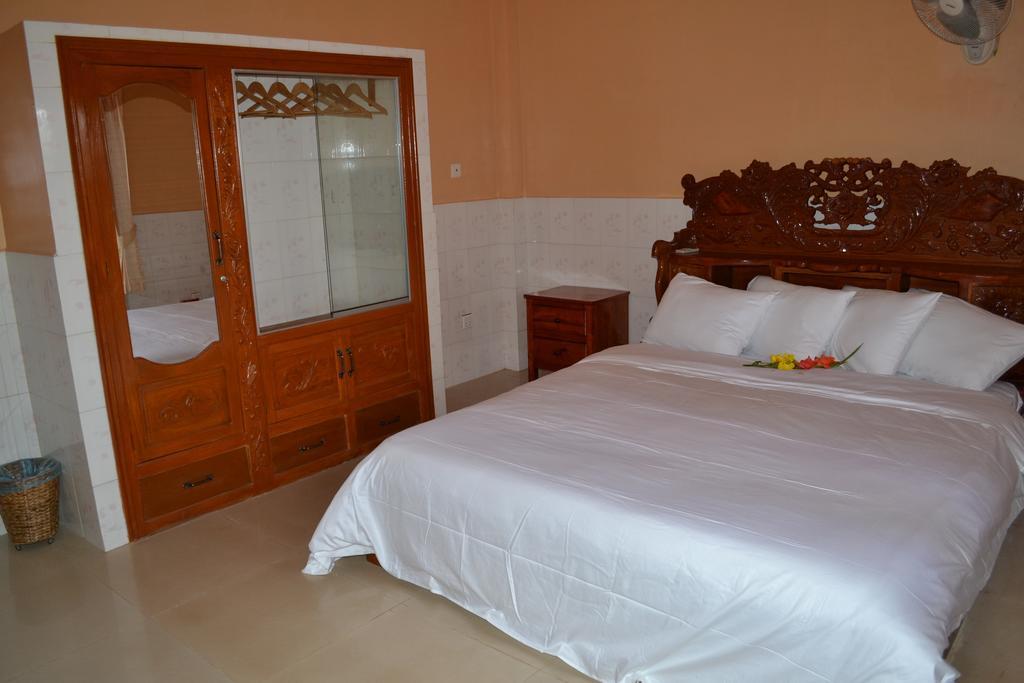 Kampot Manor Hotel Kamer foto
