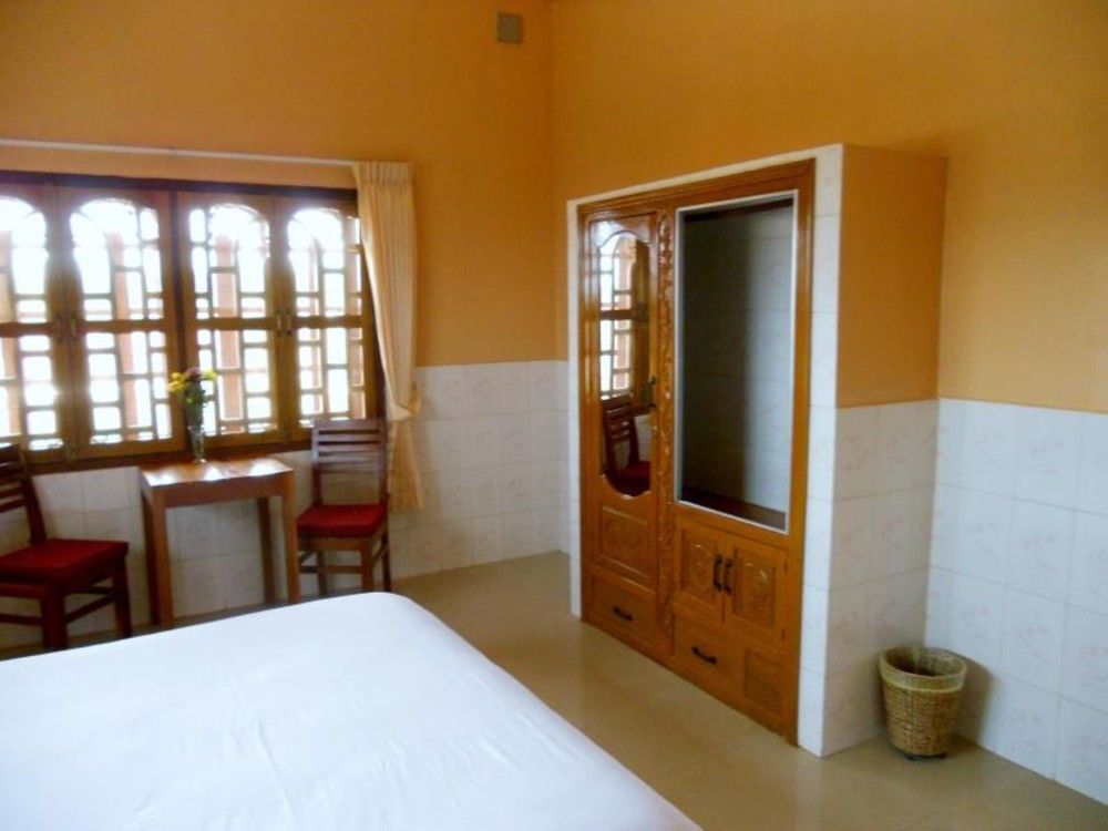 Kampot Manor Hotel Buitenkant foto